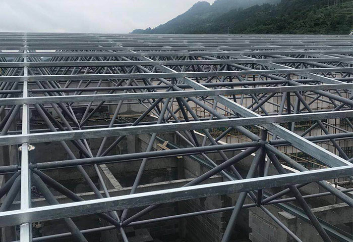 仙桃仁怀冠英学校艺体楼网架